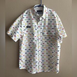 Addict performance fishing shirt featuring a multi-colored fish pattern Small